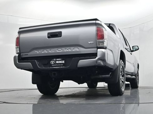 Used 2021 Toyota Tacoma TRD Sport AWD/4WD image 52