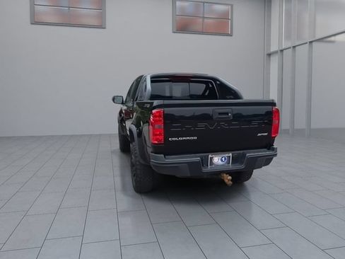 Used 2022 Chevrolet Colorado ZR2 w/ ZR2 Midnight Special Edition AWD/4WD image 7