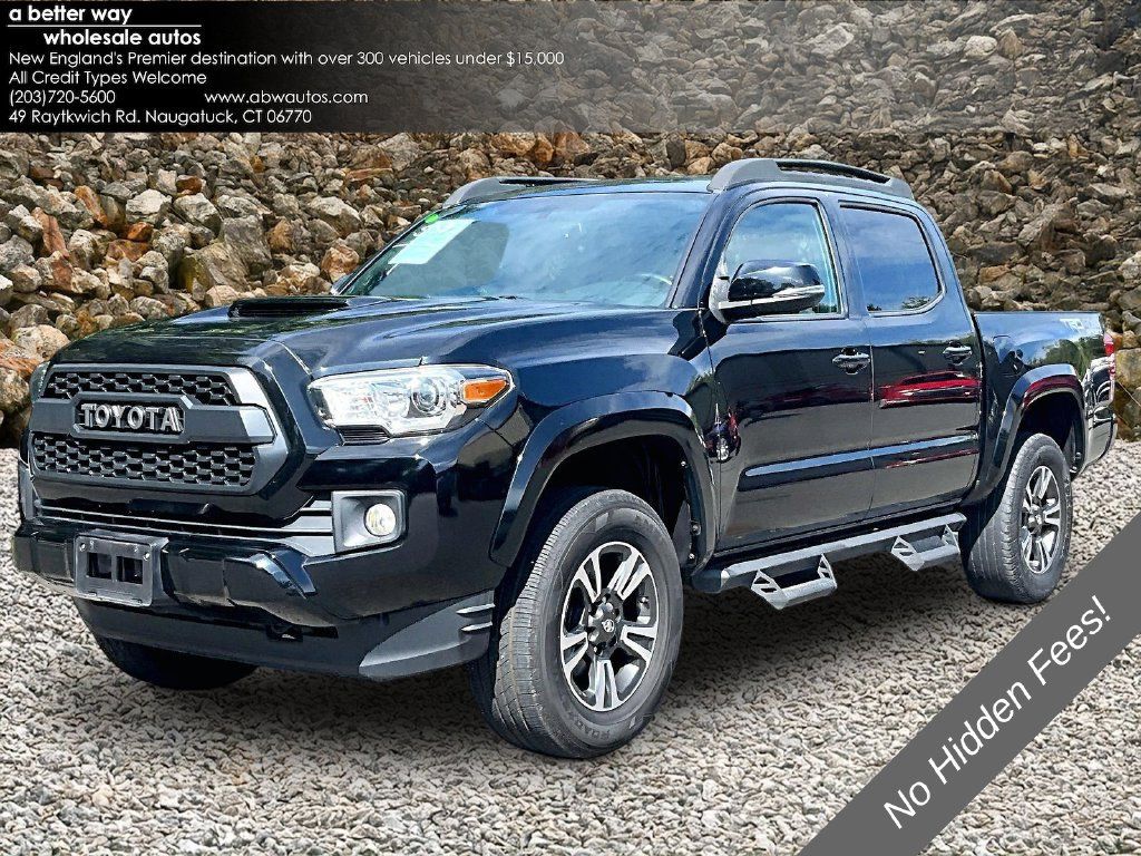 Used 2017 Toyota Tacoma TRD Sport w/ Tow Package (A/T) AWD/4WD image 1