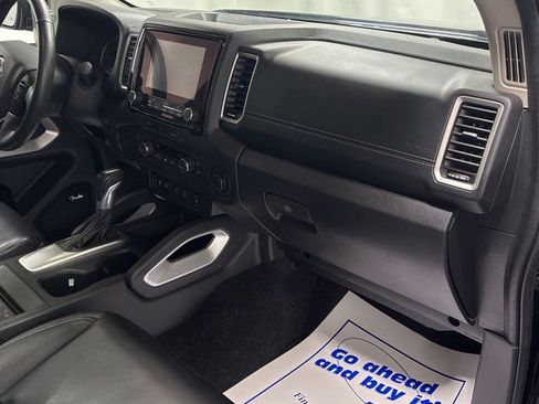 Used 2024 Nissan Frontier SL w/ Technology Package image 29