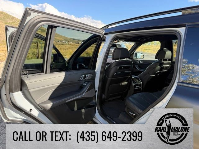 Used 2024 BMW X7 M60i w/ Executive Package AWD/4WD image 25