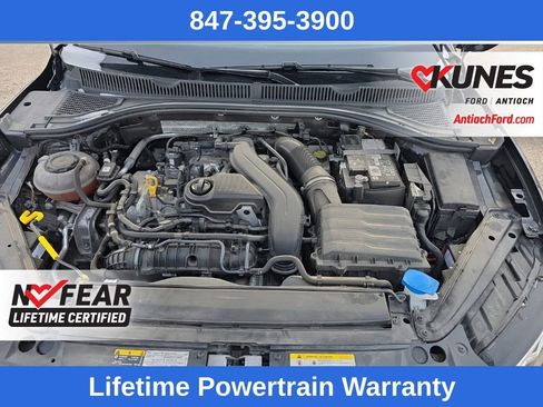 Used 2024 Volkswagen Jetta SE image 13