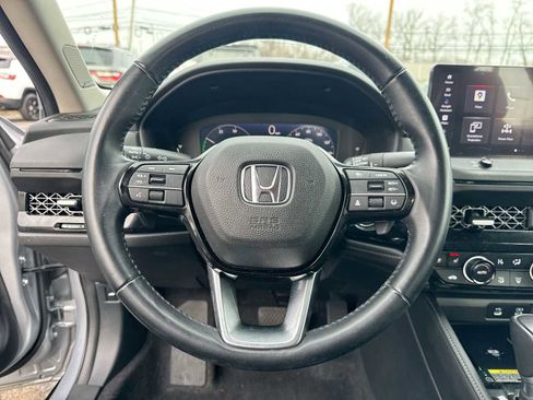 Used 2023 Honda Accord Touring image 24