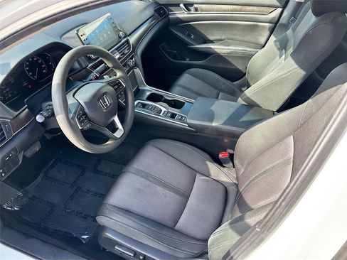 Used 2019 Honda Accord EX image 21