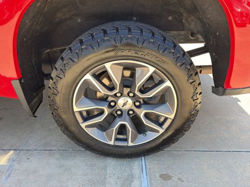 Used 2021 Chevrolet Silverado 1500 RST w/ Texas Edition Plus image 38