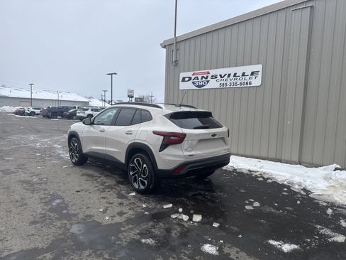 New 2026 Chevrolet Trax RS image 10