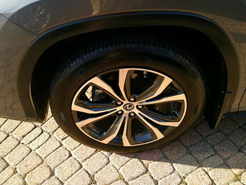 Used 2021 Lexus RX 350 FWD w/ Premium Package image 7