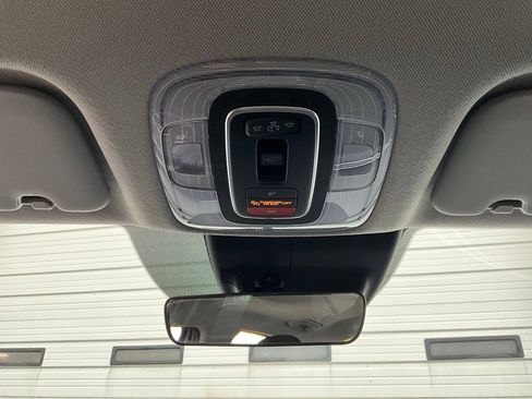 Used 2025 Hyundai Elantra SEL image 15