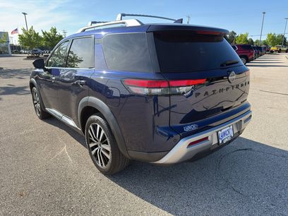 Used 2023 Nissan Pathfinder Platinum w/ Black Appearance Package