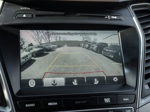 Used 2017 Hyundai Santa Fe Sport image 30