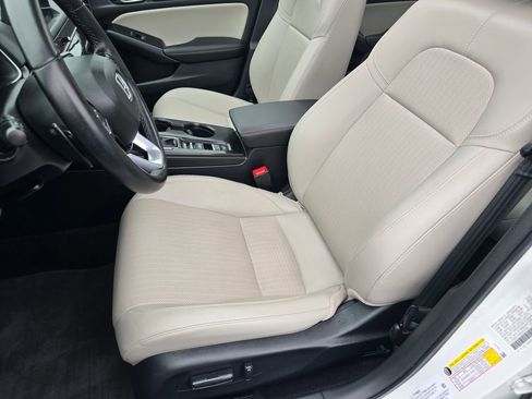 Used 2024 Honda Civic Touring image 16