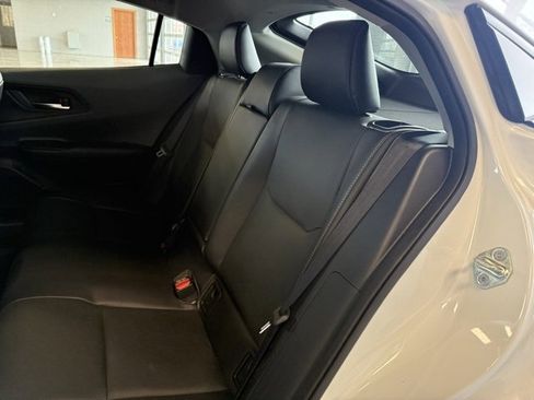 Used 2024 Toyota Prius Limited w/ Limited Premium Package image 7