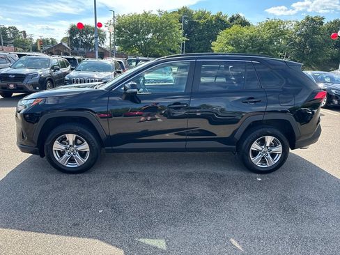 Used 2024 Toyota RAV4 XLE FWD image 4