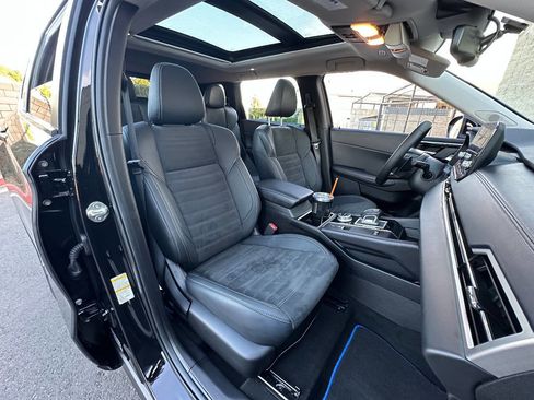 Used 2023 Mitsubishi Outlander SE image 9