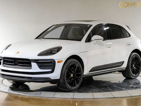 Used 2024 Porsche Macan image 8