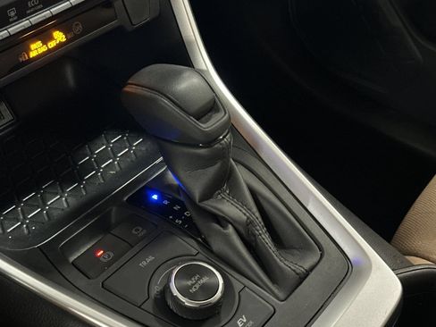 Certified 2025 Toyota RAV4 XLE AWD/4WD image 34