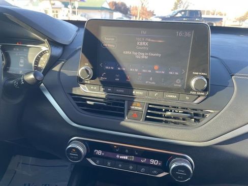 Used 2020 Nissan Altima 2.5 SV AWD/4WD image 6
