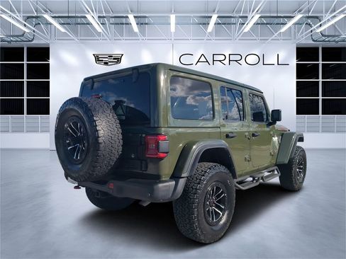 Used 2024 Jeep Wrangler Unlimited Rubicon image 3