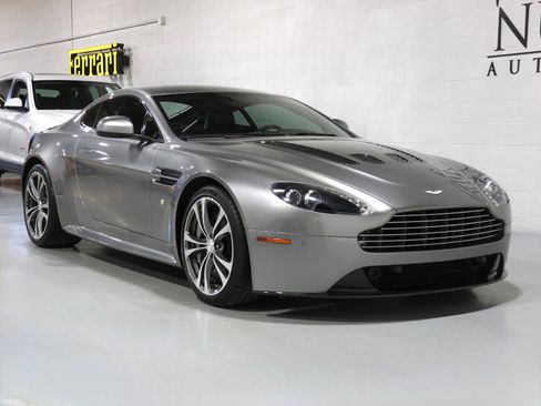 Used 2012 Aston Martin V12 Vantage Coupe image 49