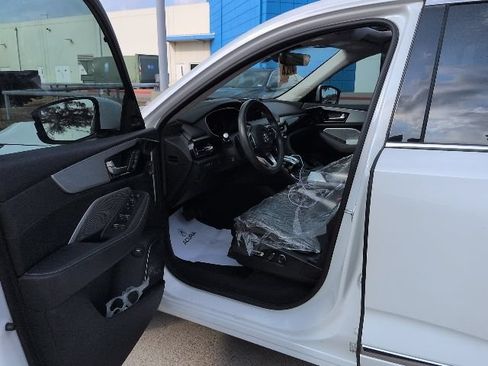 Used 2023 Acura MDX w/ Technology Package FWD image 11