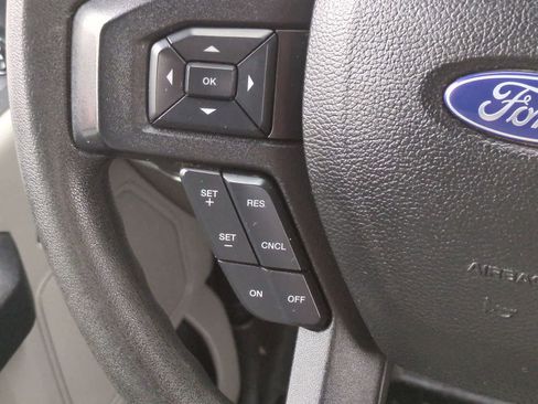 Used 2018 Ford F550 4x4 Regular Cab Super Duty image 20