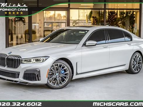 Used 2020 BMW 740i w/ M Sport Package image 1