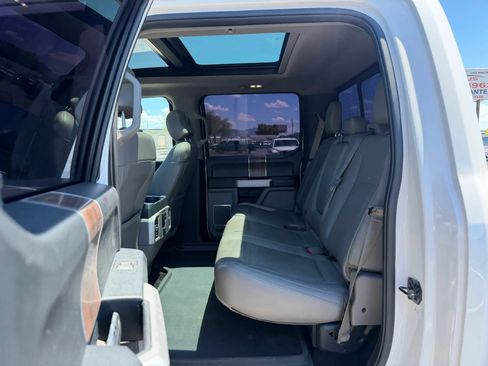 Used 2015 Ford F150 Lariat w/ Equipment Group 502A Luxury AWD/4WD image 22