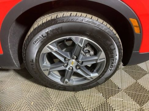 Used 2025 Chevrolet Blazer LT image 15