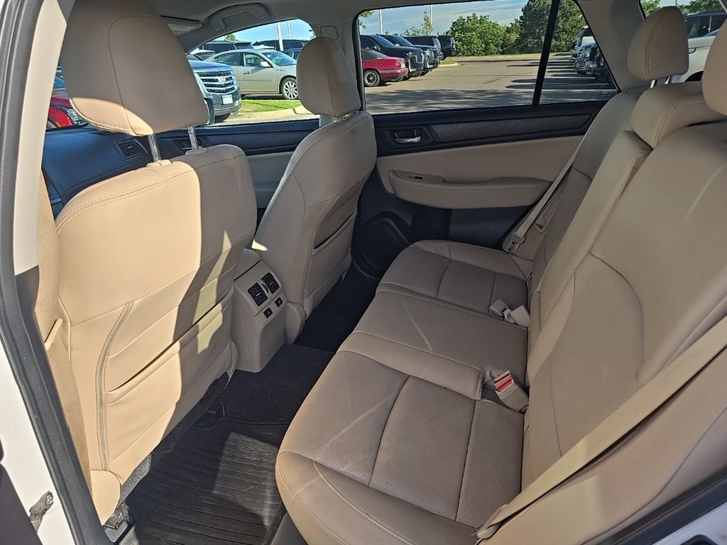 Used 2017 Subaru Outback 2.5i Limited AWD/4WD image 11