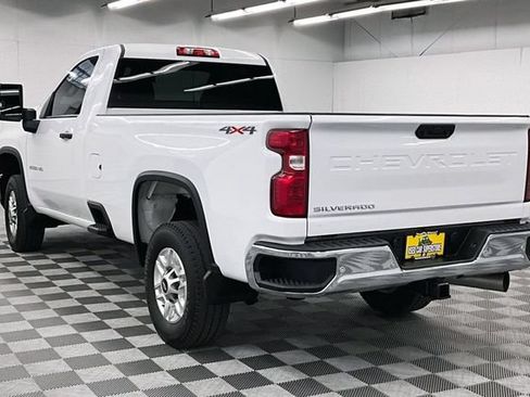 Used 2024 Chevrolet Silverado 2500 W/T w/ WT/CX Safety Package AWD/4WD image 2