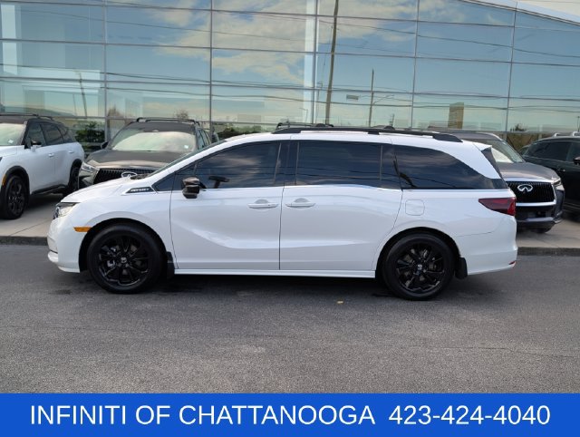 Used 2024 Honda Odyssey Sport image 2