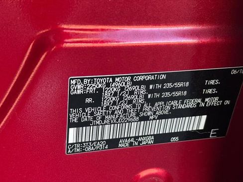 Certified 2018 Toyota RAV4 Limited w/ Advanced Technology Package image 33