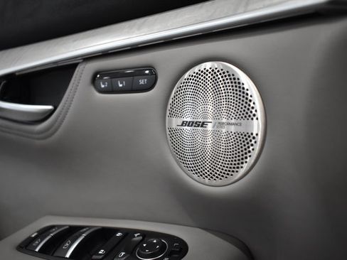 Used 2023 INFINITI QX50 Sensory image 35