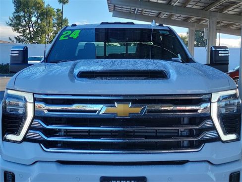 Certified 2024 Chevrolet Silverado 3500 High Country w/ High Country Premium Package image 29
