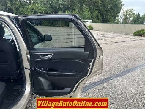 Used 2017 Ford Edge SEL w/ Utility Package FWD image 40