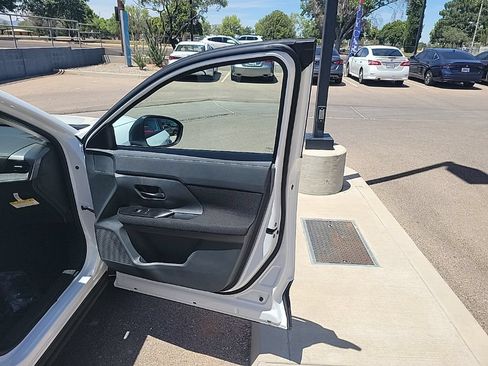 New 2026 Nissan Kicks S FWD image 17