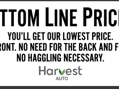 Used 2016 Ford Explorer XLT w/ Equipment Group 202A image 5