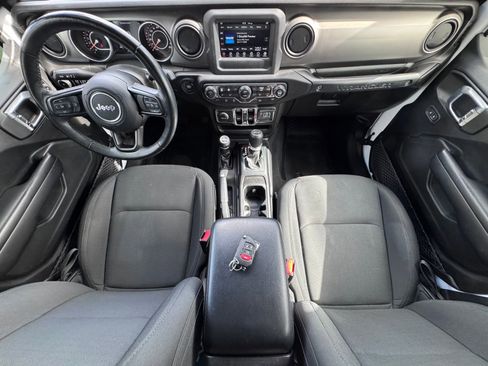 Used 2021 Jeep Wrangler Unlimited Sport image 12