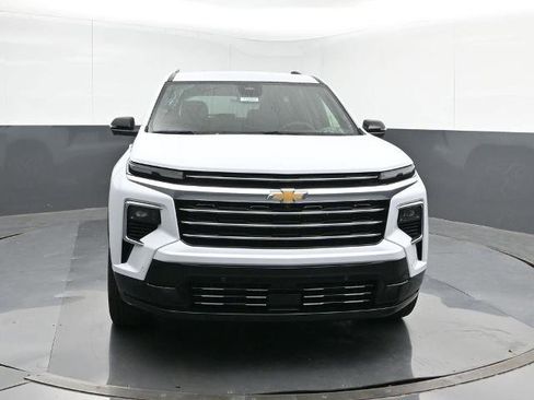 New 2026 Chevrolet Traverse High Country w/ LPO, Floor Liner Package image 8