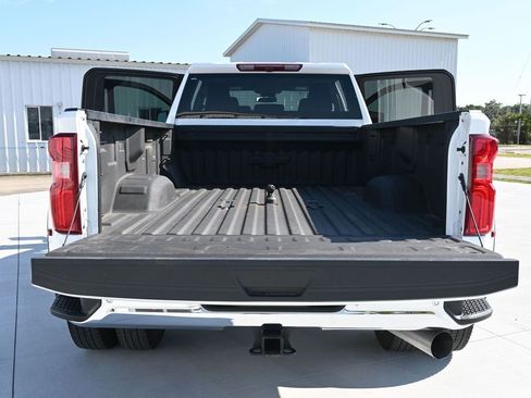 Used 2025 Chevrolet Silverado 3500 LT w/ Safety Package AWD/4WD image 12