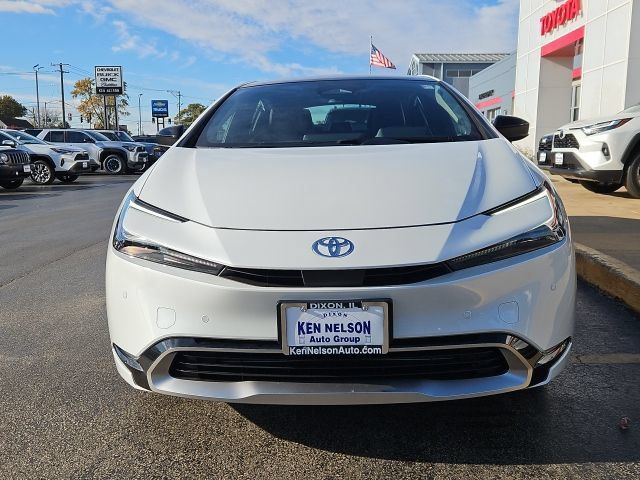 New 2026 Toyota Prius Plug-In Hybrid FWD image 2