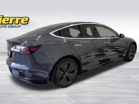 Used 2020 Tesla Model 3 Standard Range Plus RWD image 5