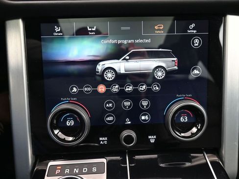 Used 2022 Land Rover Range Rover Westminster Edition image 19