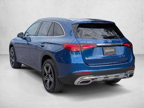 Certified 2026 Mercedes-Benz GLC 300 image 8