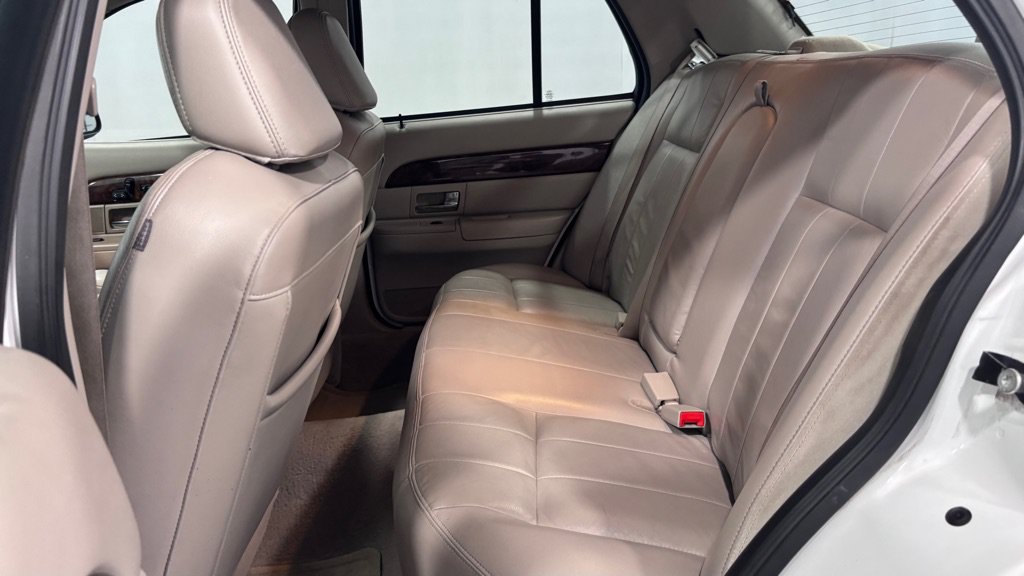 Used 2008 Mercury Grand Marquis LS RWD image 23