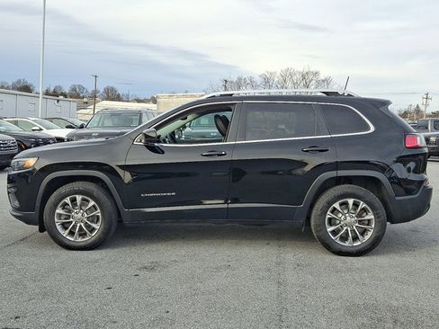 Used 2019 Jeep Cherokee Latitude Plus w/ Comfort/Convenience Group image 7