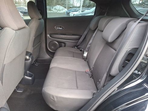 Used 2019 Honda HR-V Sport image 8