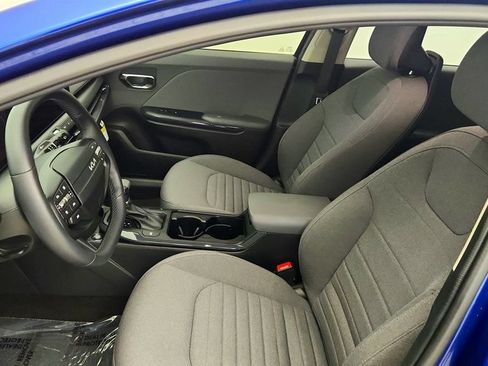 Used 2025 Kia K4 EX FWD image 19