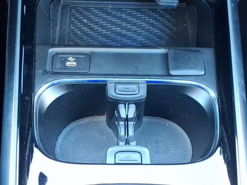 Certified 2025 Mercedes-Benz GLA 250 4MATIC image 19