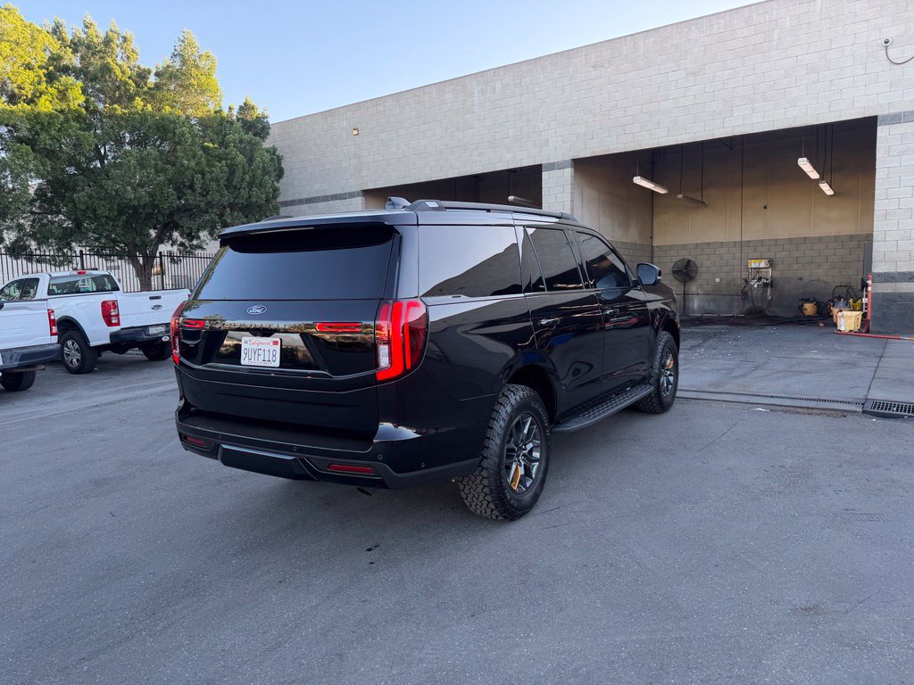 Used 2025 Ford Expedition Tremor AWD/4WD image 4
